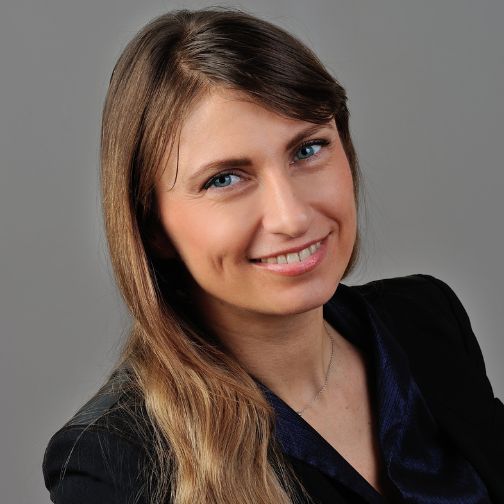 Fotografija Tadeje Magdič, ustanoviteljice TM Digital Marketing in strokovnjakinje za digitalni marketing